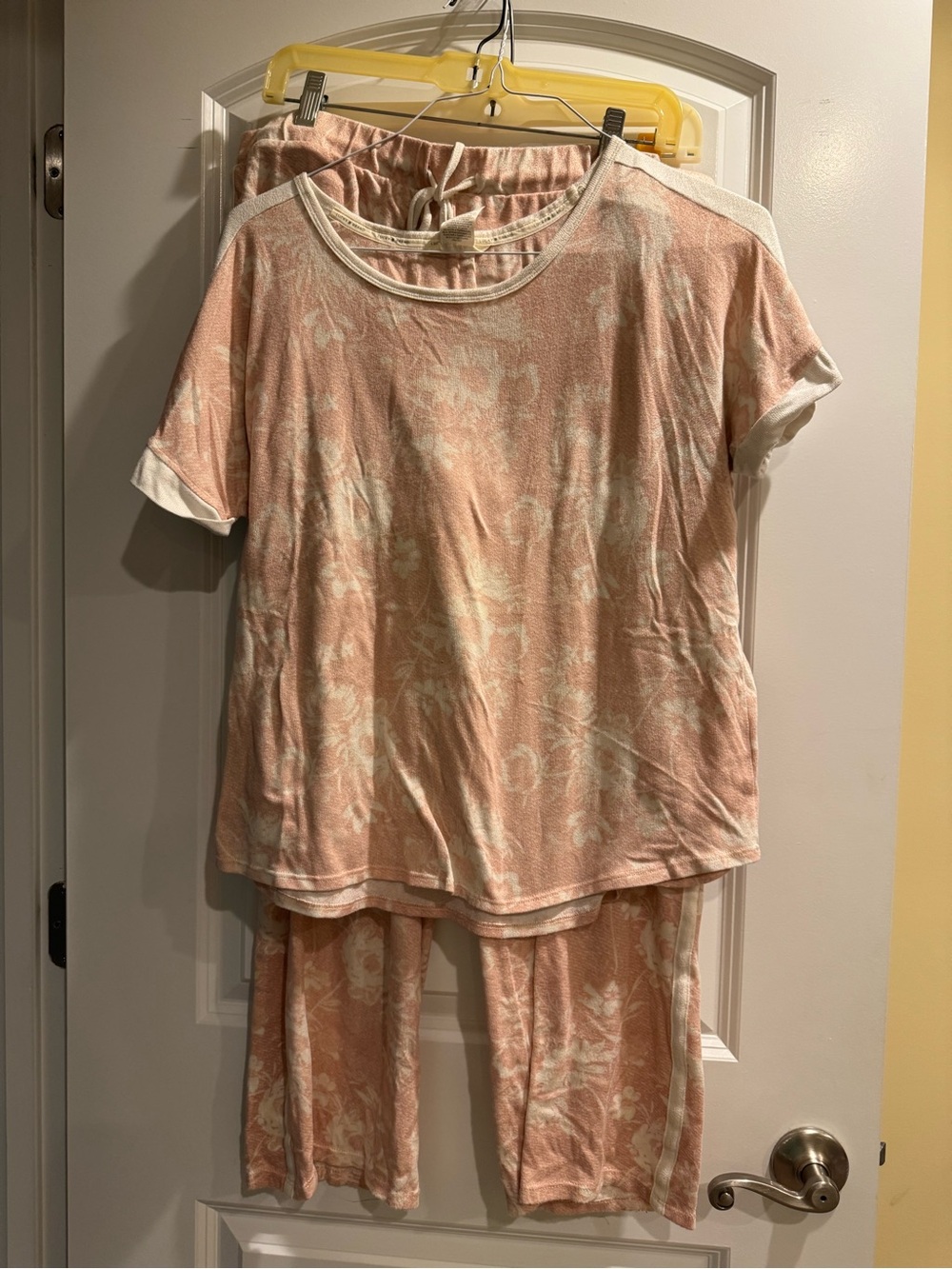Lucky Brand Peach & White Floral Knit Pajama Set (3 pieces)